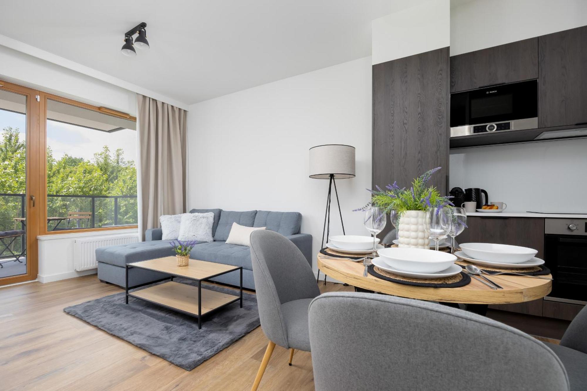 Ludwiki Z Parkingiem By Renters Apartament